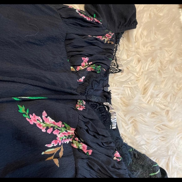 Mixology W.A.P.G Floral Lace Bustier Mini Dress - Picture 4 of 4